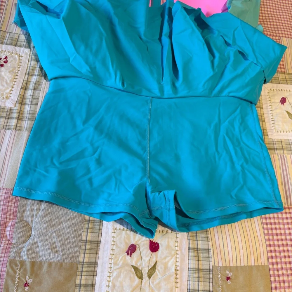 Girls Size M Teal, blue and pink‎ Swimwear One piece with shorts NEW